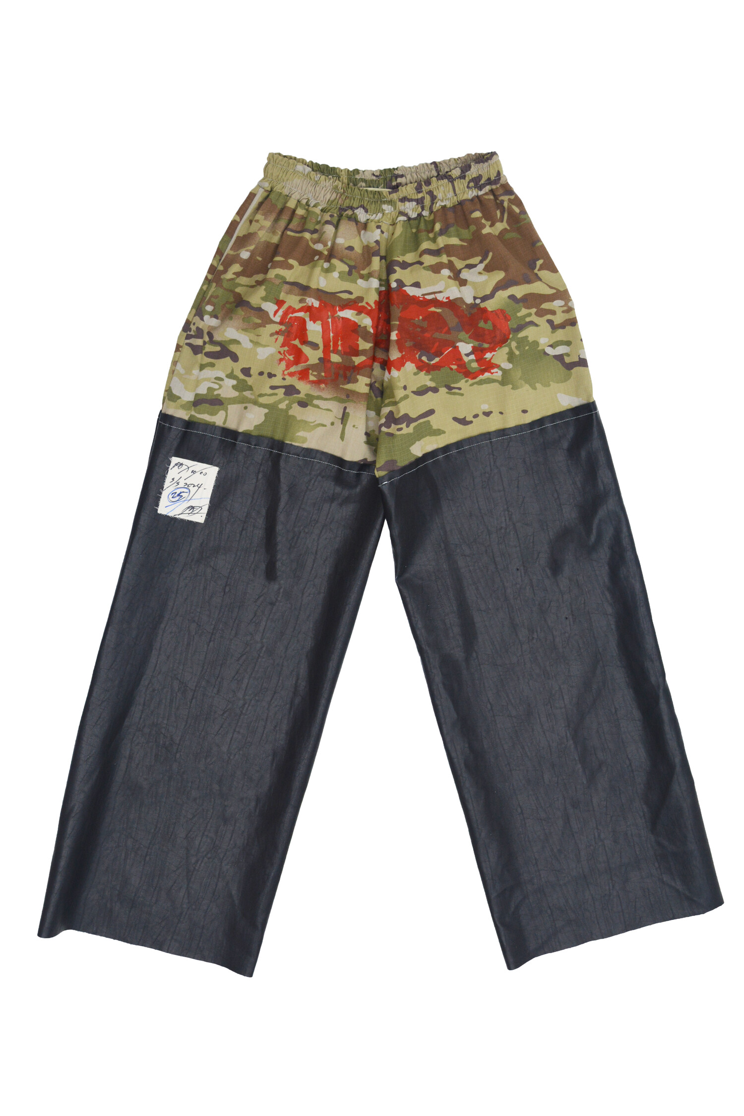 【DISCERNMENT】Birkin Camo Wide Pants Camo Faux Leather Cargo Trousers | boohoo
