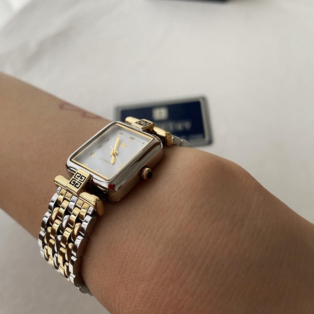 ﻿Vintage Givenchy Watch