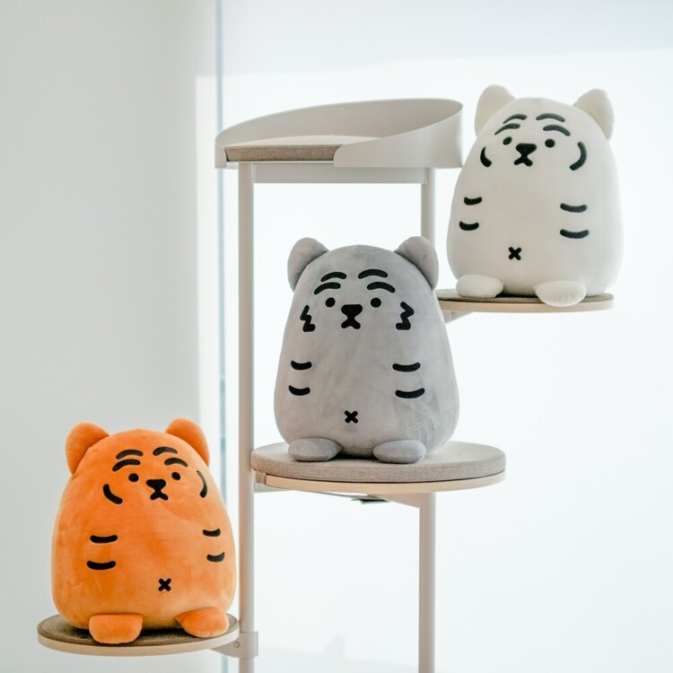 muzik tiger ムジクタイガー ジャイアント クッション GIANT TIGER CUSHION