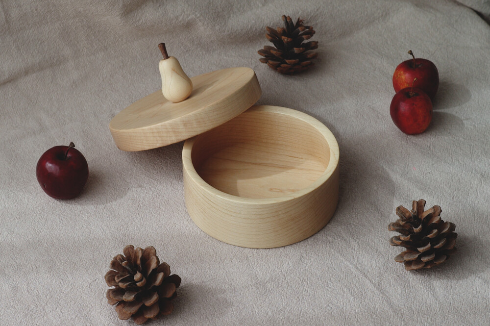 wood pear case