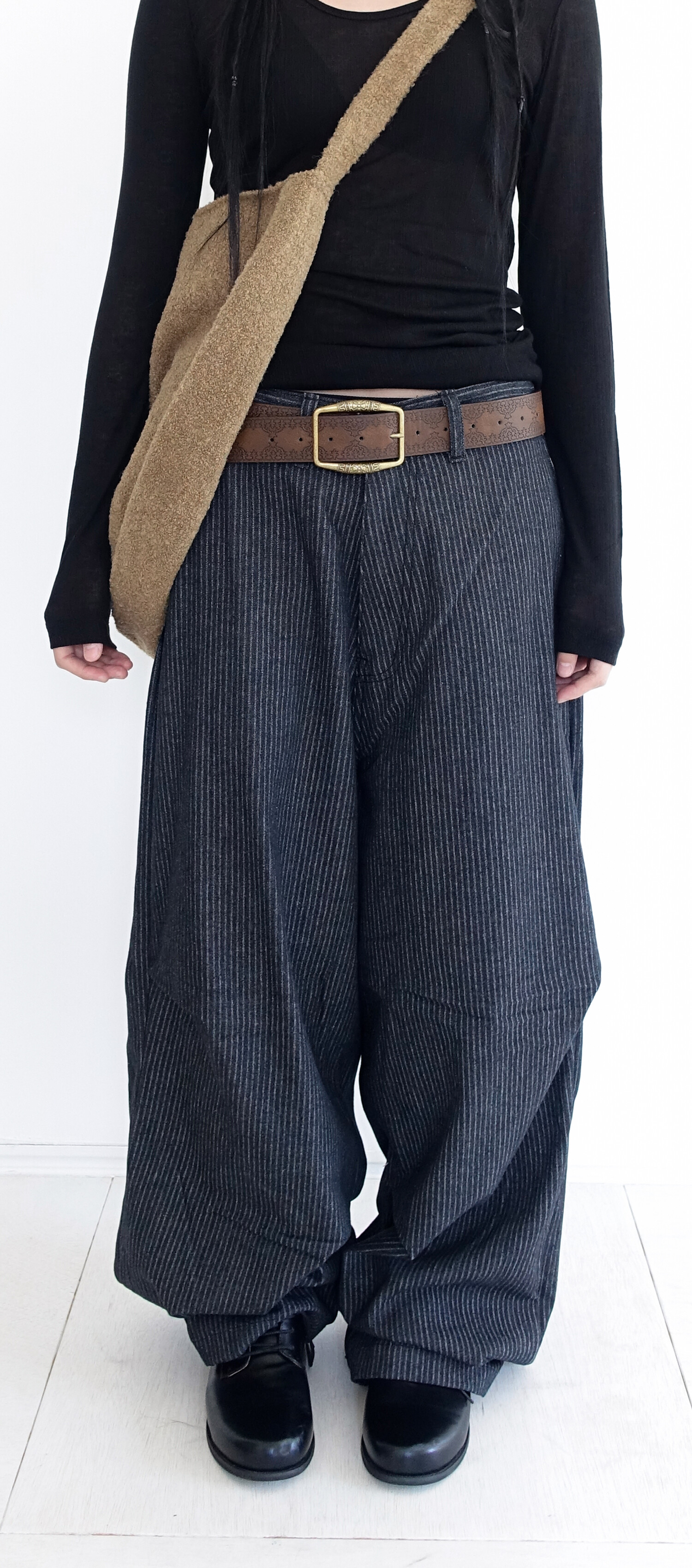 ★fa.er.ie★stripe thick pintuck pants★正規品/韓国送料込 stripe thick pintuck pants