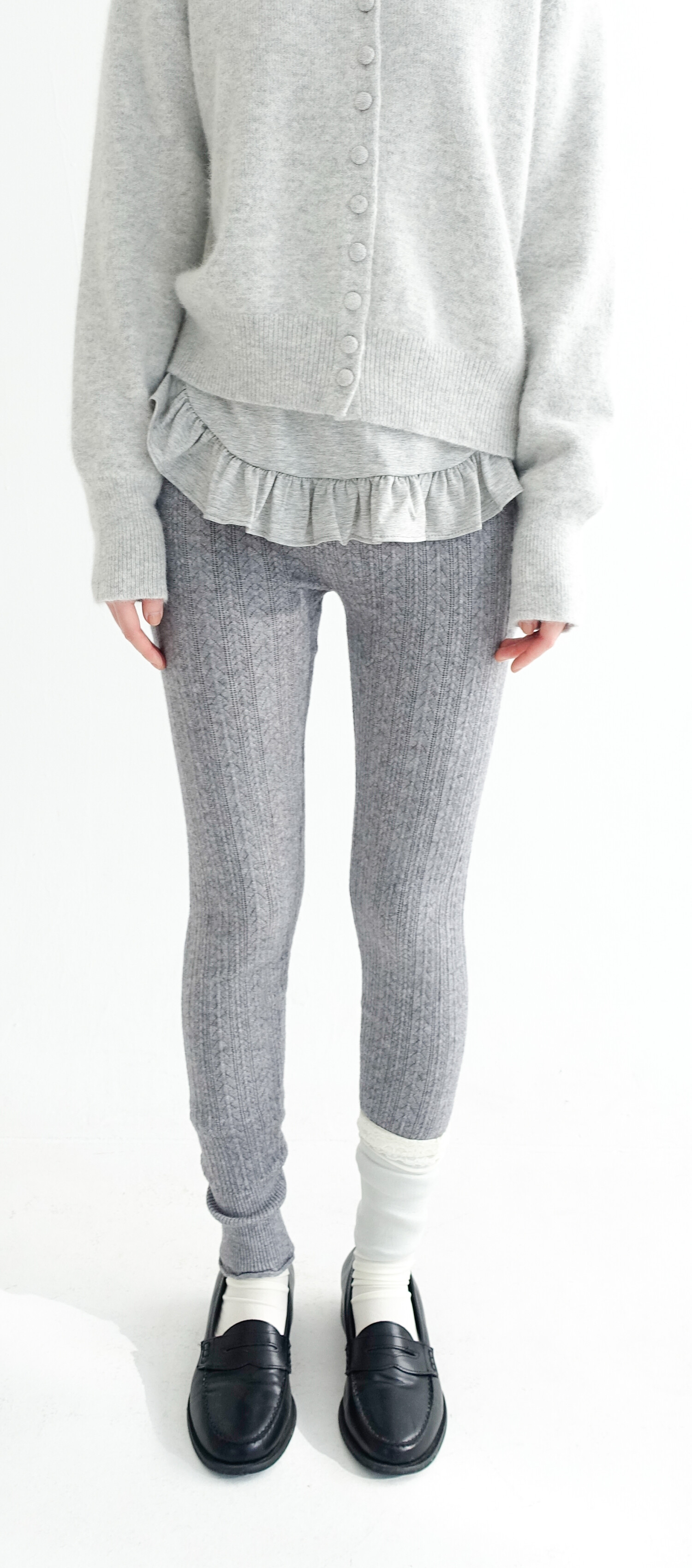 【fa.er.ie】punching lace knit leggings punching lace knit leggings