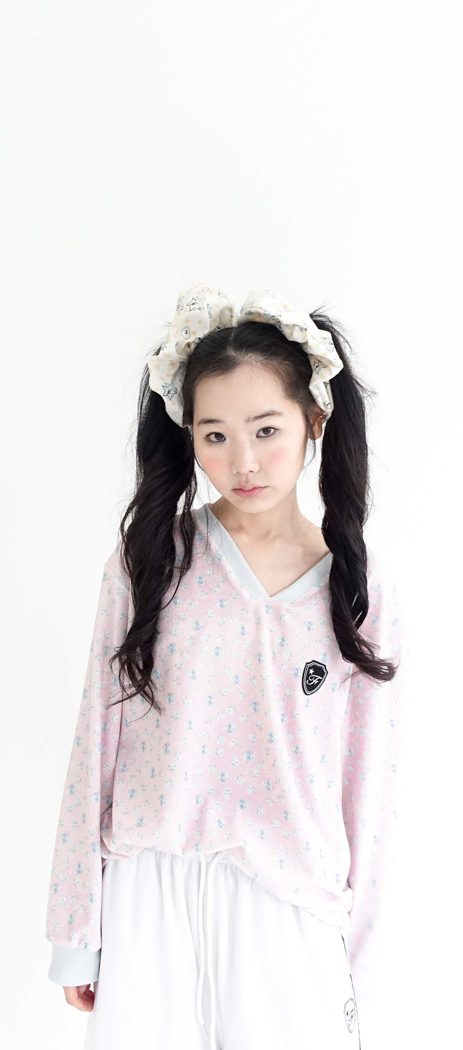 【fa.er.ie】 V neck flower terry shirt ♥3Color 7차☆[F.E.E.S] V neck flower terry shirt (ivory)