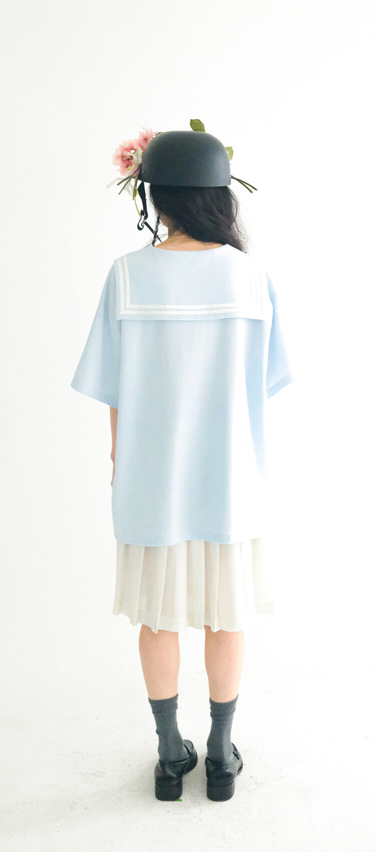 ★fa.er.ie★sailor collar mesh loose top(sky blue)韓国送料込 2차☆[fa.er.ie] sailor collar mesh loose top (sky blue)