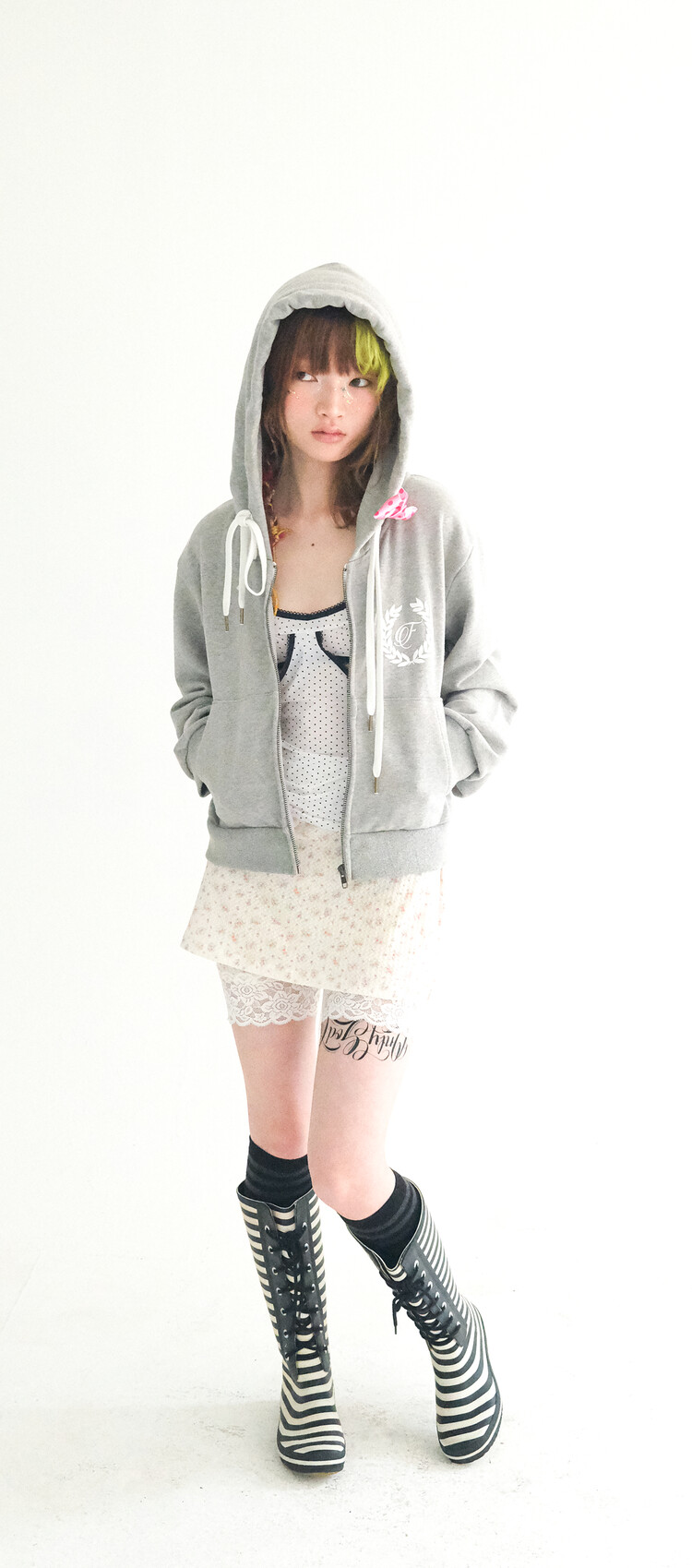 ★fa.er.ie★flower jacquard skirt pants (cream)★韓国送料込 fa.er.ie] flower jacquard skirt pants (cream)