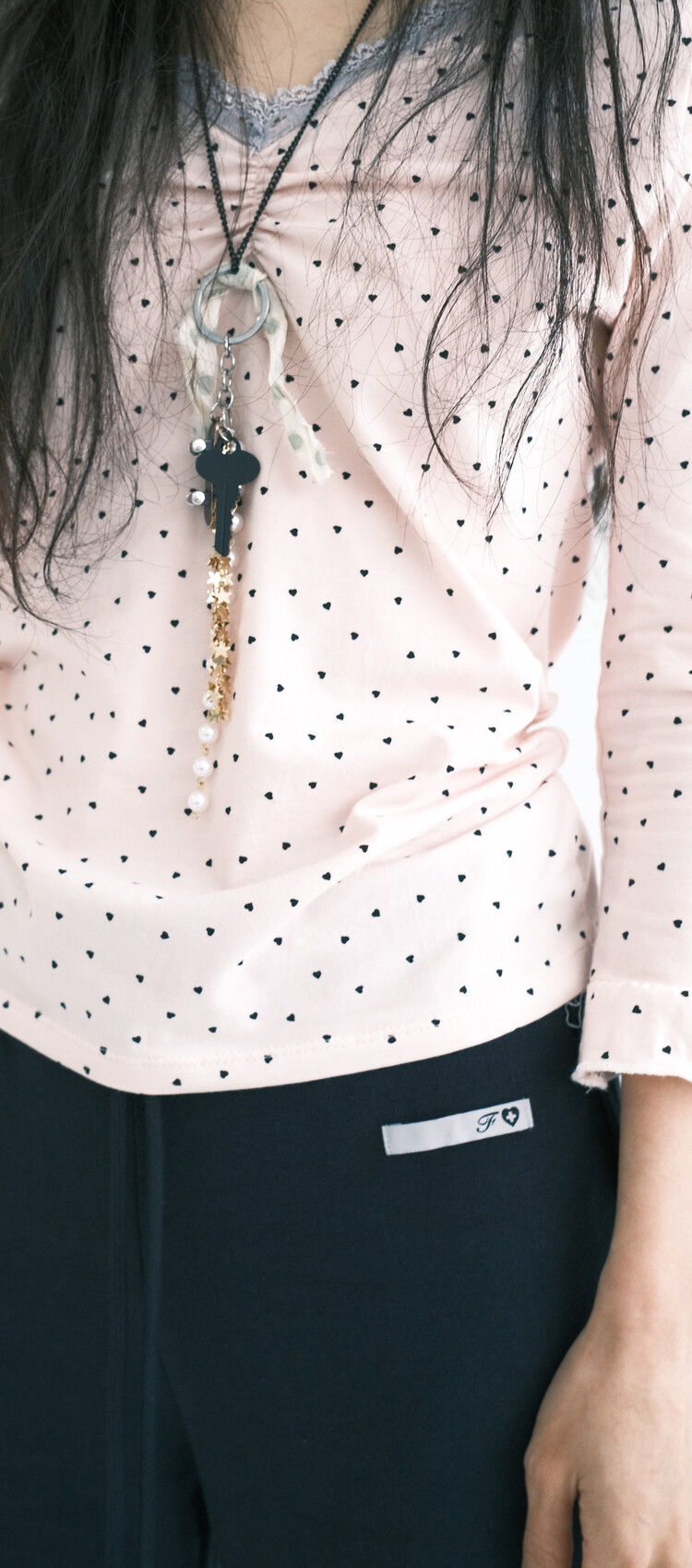 11차☆[F.E.E.S] mini heart lace top (light pink)