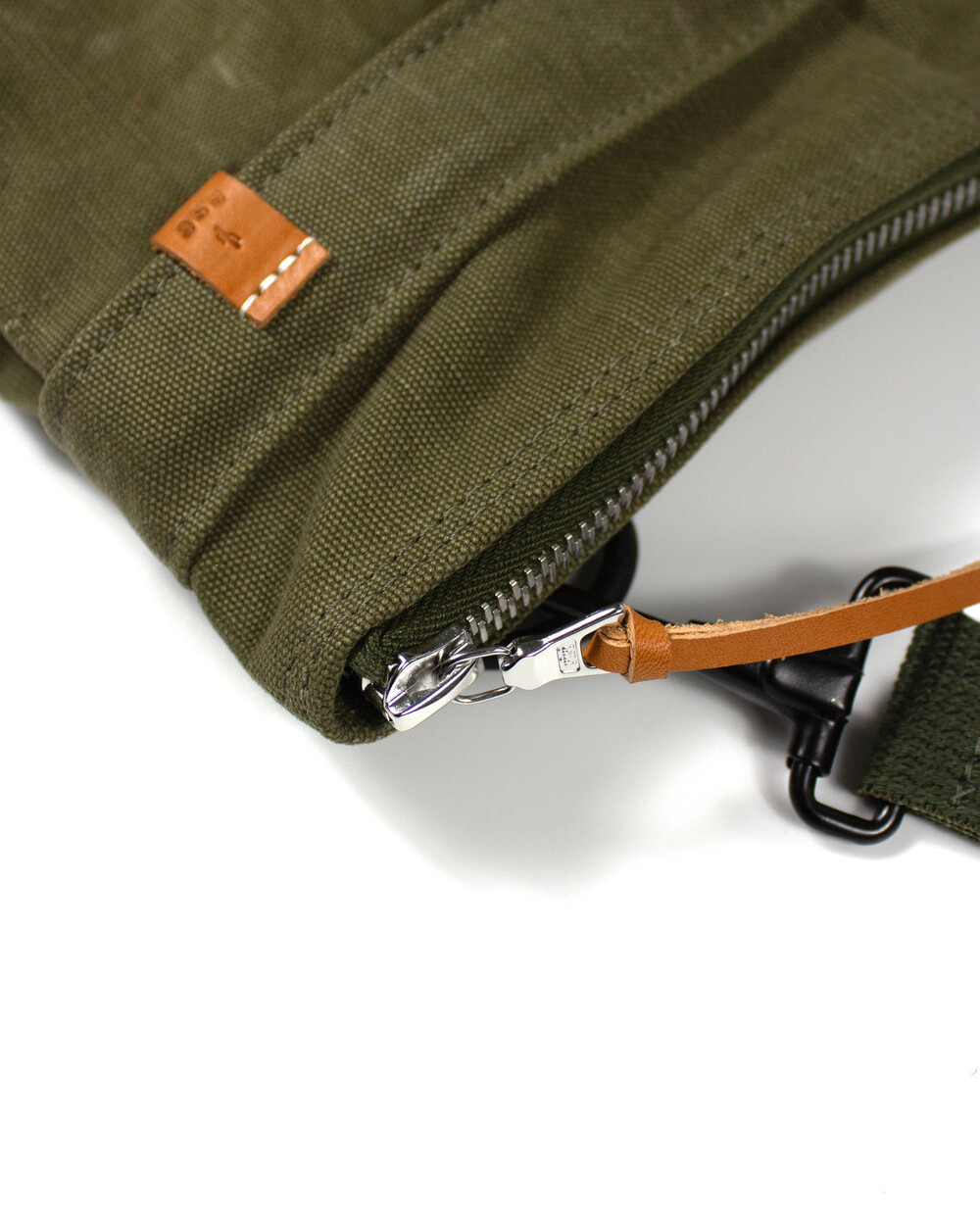 Re;work Helmet / Shoulder Bag