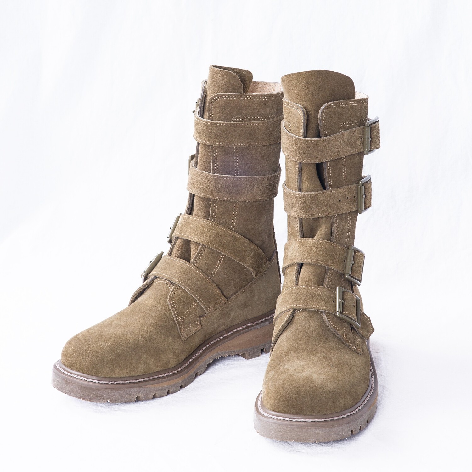 Brown tanker outlet boots