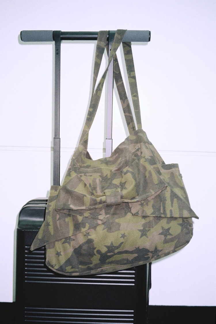 4th]Ribbon bag (star camo)