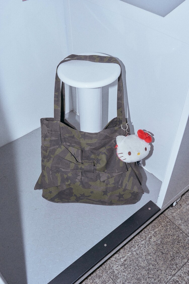 4th]Ribbon bag (star camo)
