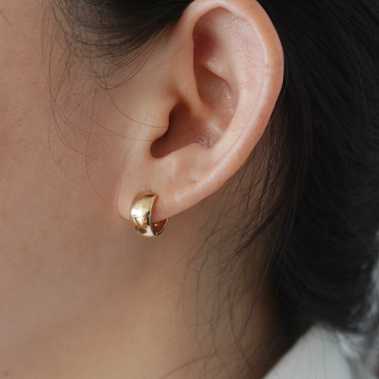 [LLOYD] 韓国☆14K Gold☆Basic Volume One-Touch Earrings LLOYD] 韓国☆14K Gold☆Basic Volume One-Touch Earrings