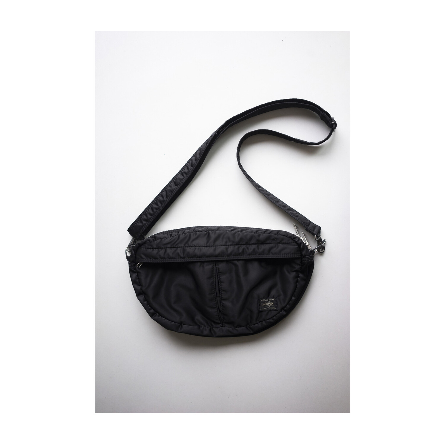 バッグ PORTER TANKER Half Moon Shoulder Bag y2k PORTER TANKER - SHOULDER BAG (new half moon, Black)