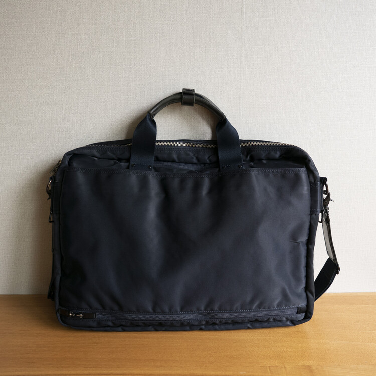 美品✨ PORTER LIFT 2層式 3WAY ネイビー ビジネスバッグ 美品 PORTER / LIFT 2WAY BRIEFCASE ネイビー 極美品】PORTER / LIFT
