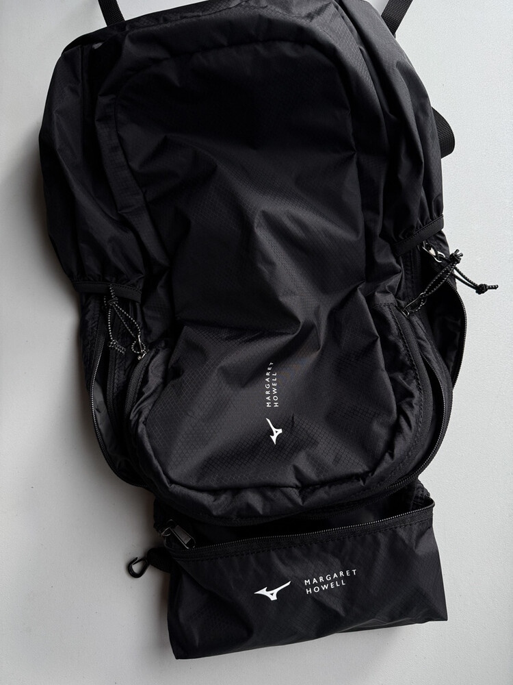 MIZUNO x MARGARET HOWELL - Ripstop Nylon Backpack (Black) *Pocketable