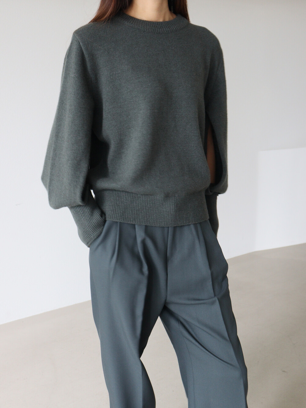 CABLE SLEEVE KNIT (2COLOR)