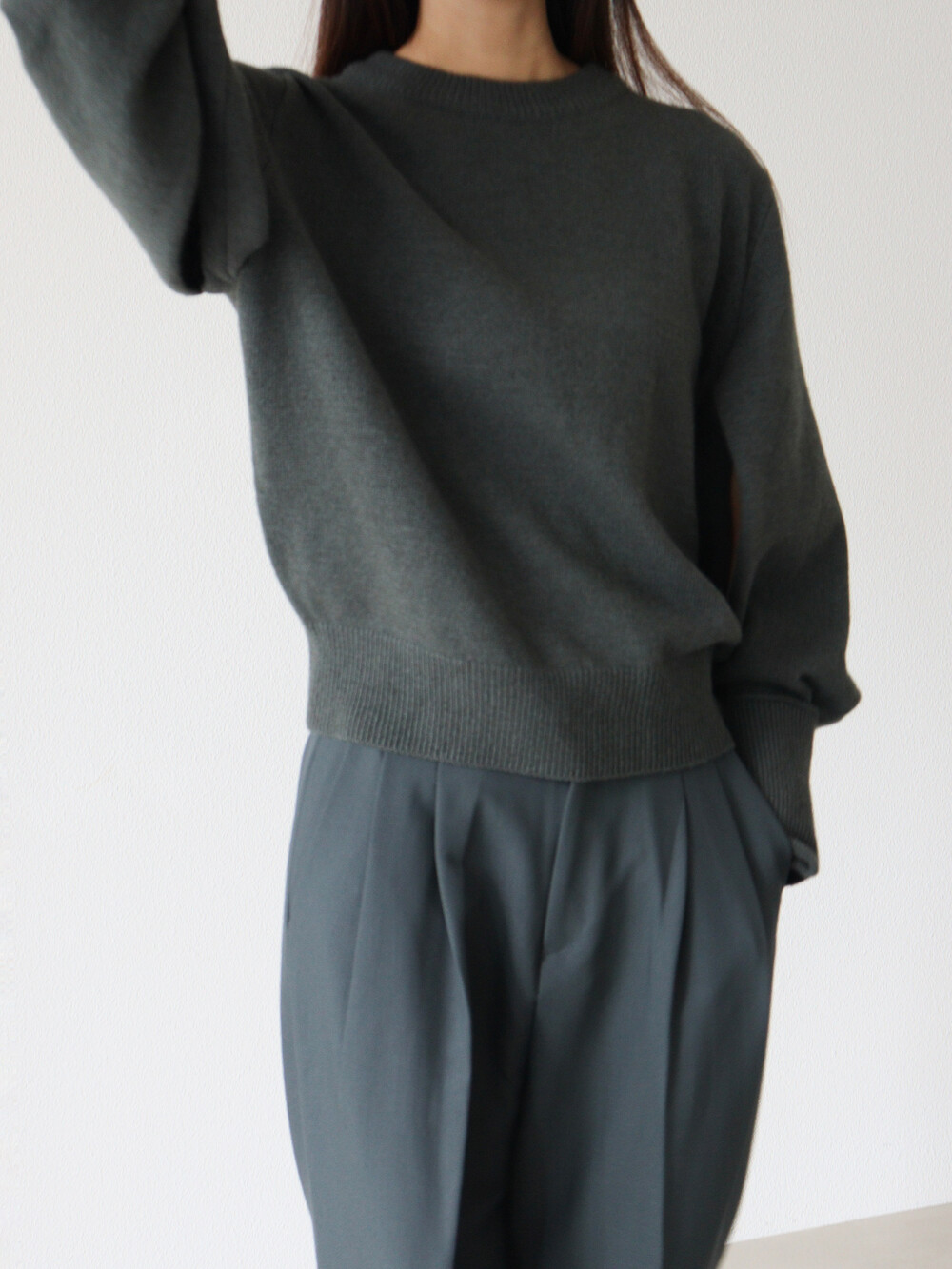 CABLE SLEEVE KNIT (2COLOR)