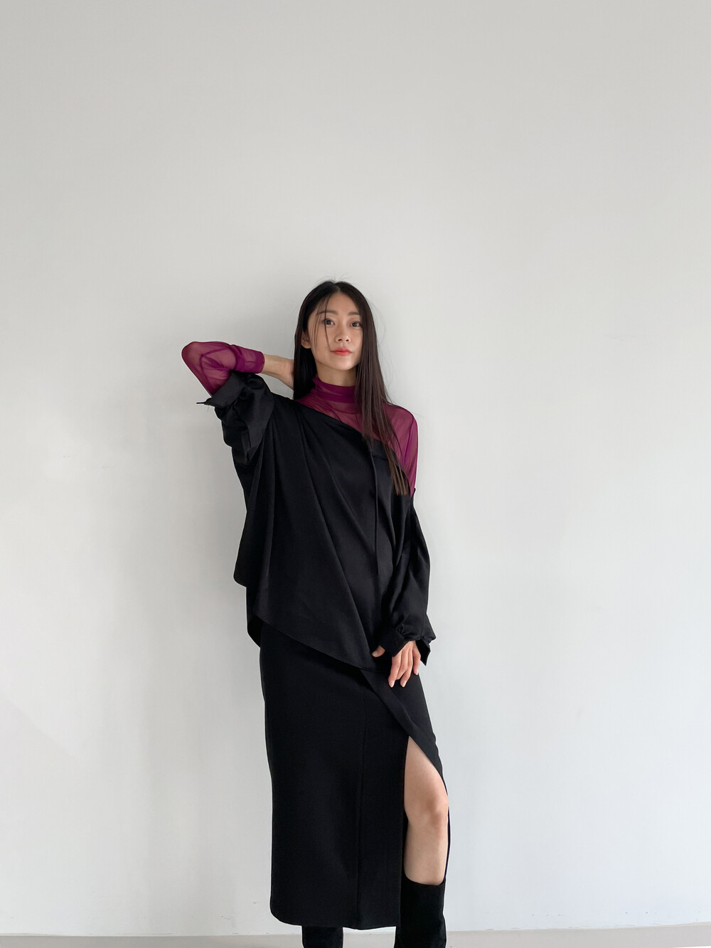 Asami Chain One Shoulder Blouse