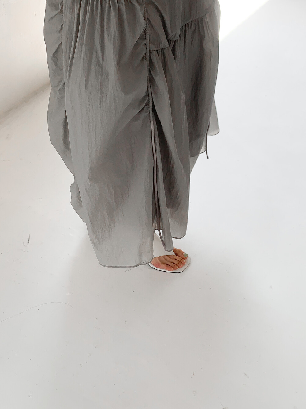 STRUCTURAL SKIRT (2COLOR)