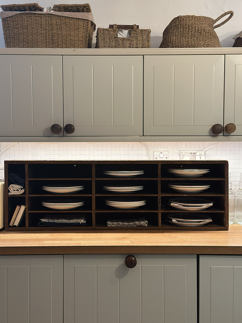 올드 빈티지 그릇장