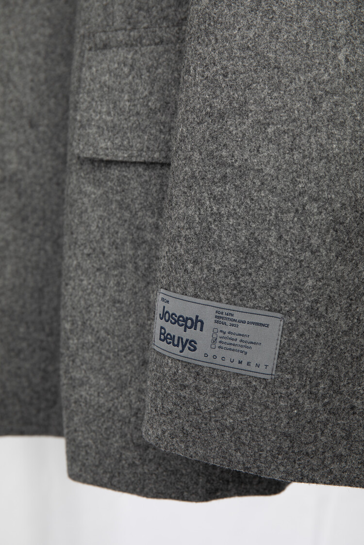 ほぼ新品未使用】amachi Beuys Coat 【限定セール！】 odessa-journal.com