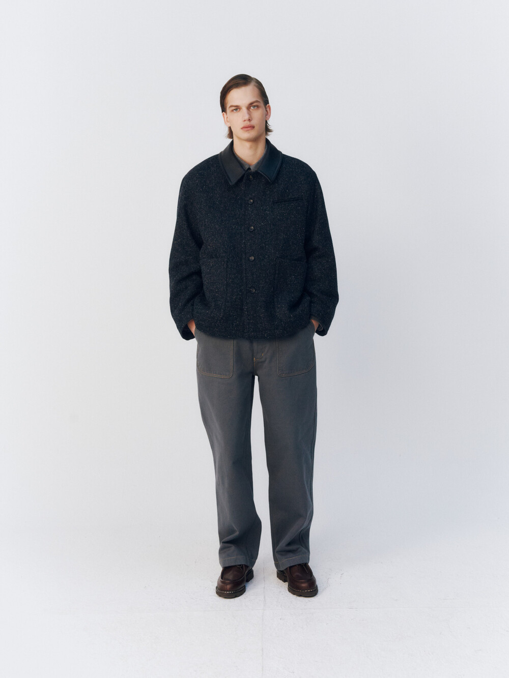 KEMP MELTON WORK JACKET_GREY 착용 1