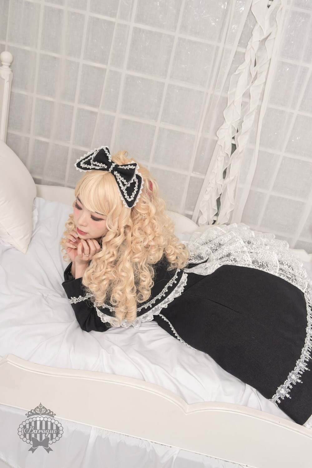 Wild Rose Coat 착용 사진 16