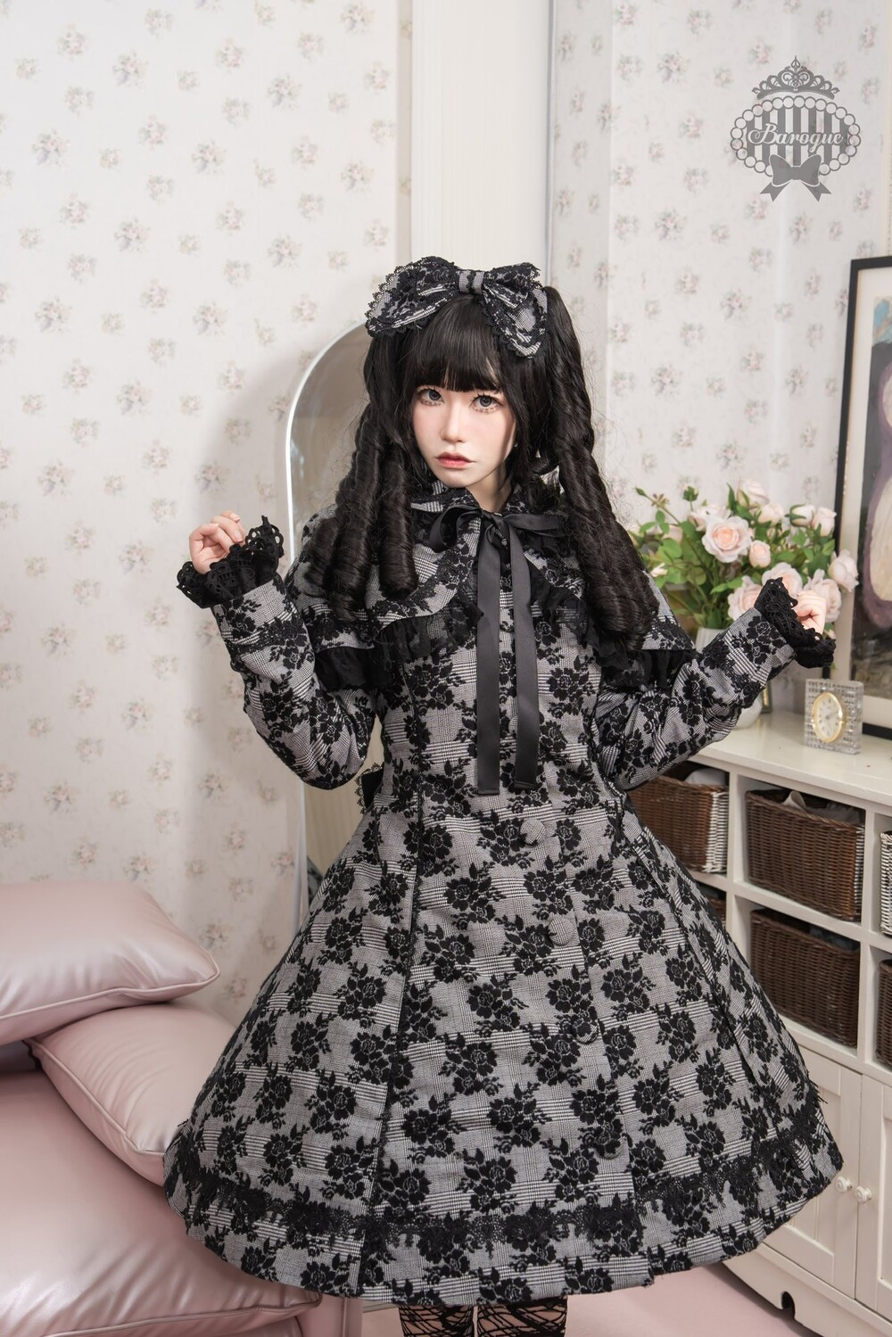Wild Rose Coat 착용 사진 20