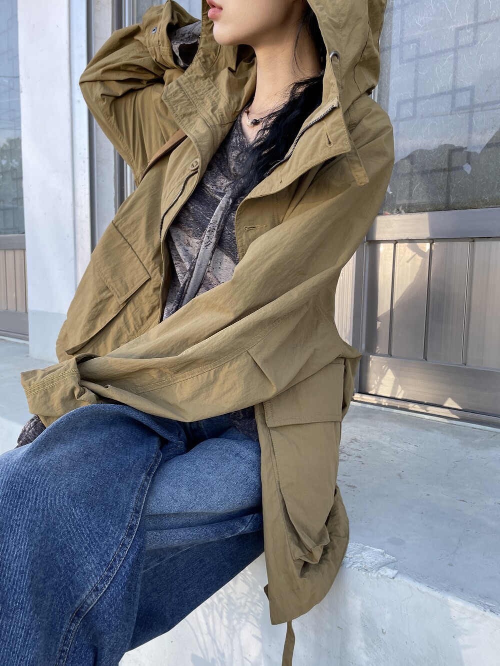 mountain nylon jacket (light gray/olive)