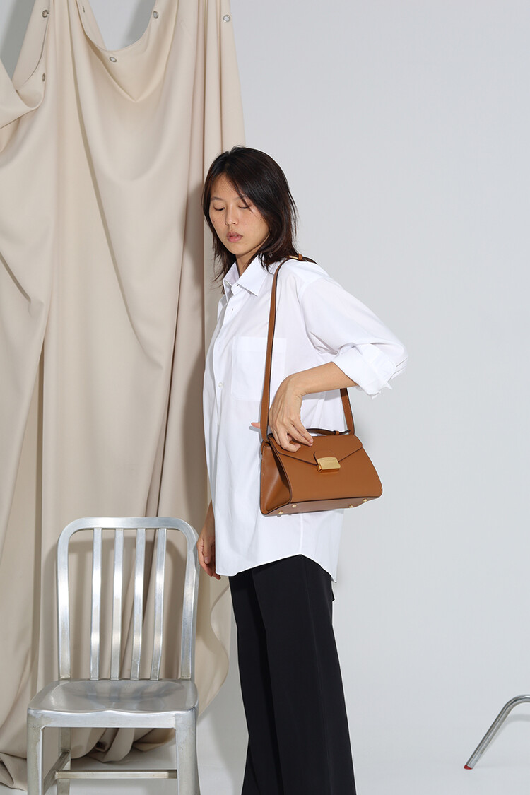 Doctor's Bag Tan Brown