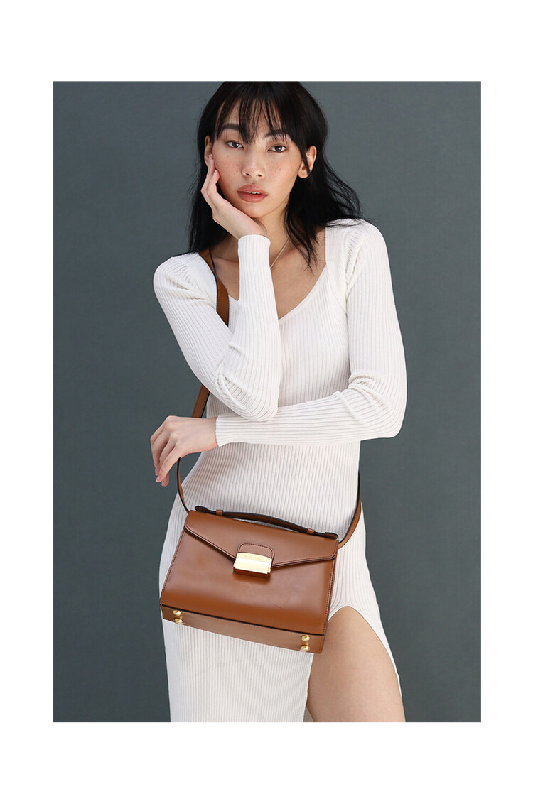 Doctor's Bag Tan Brown