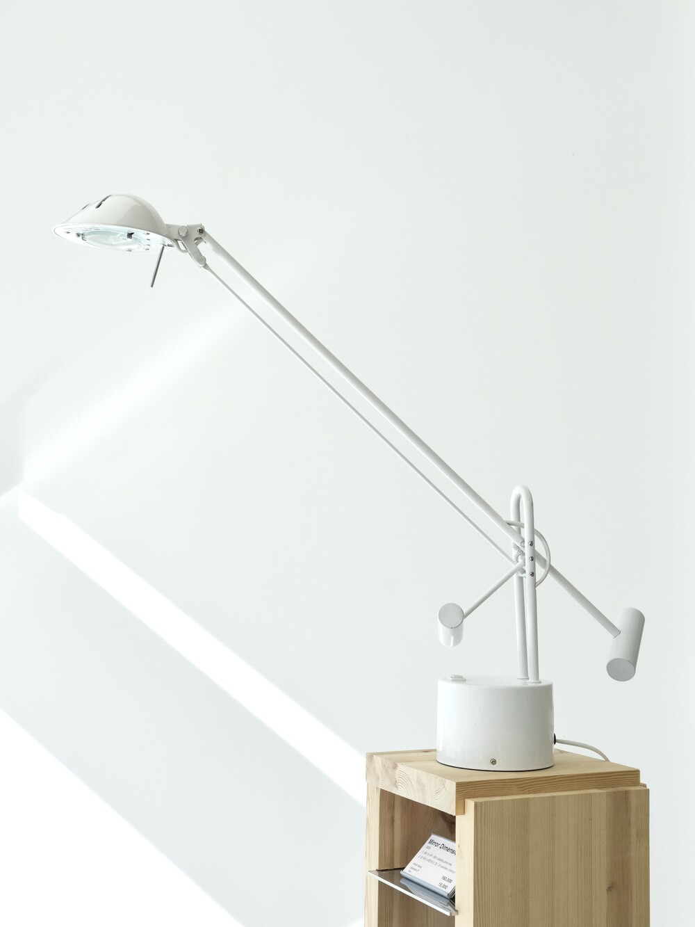 Dana Lighting / G440 4400 Counter Balance White Desk Lamp (B)