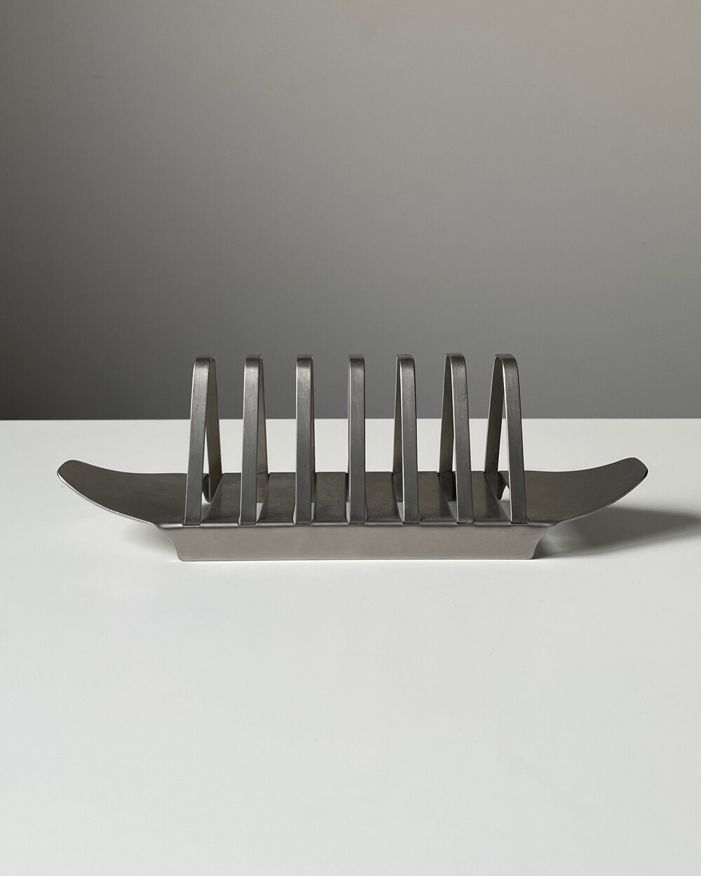 OLD HALL Campden Toast Rack by Robert Welch