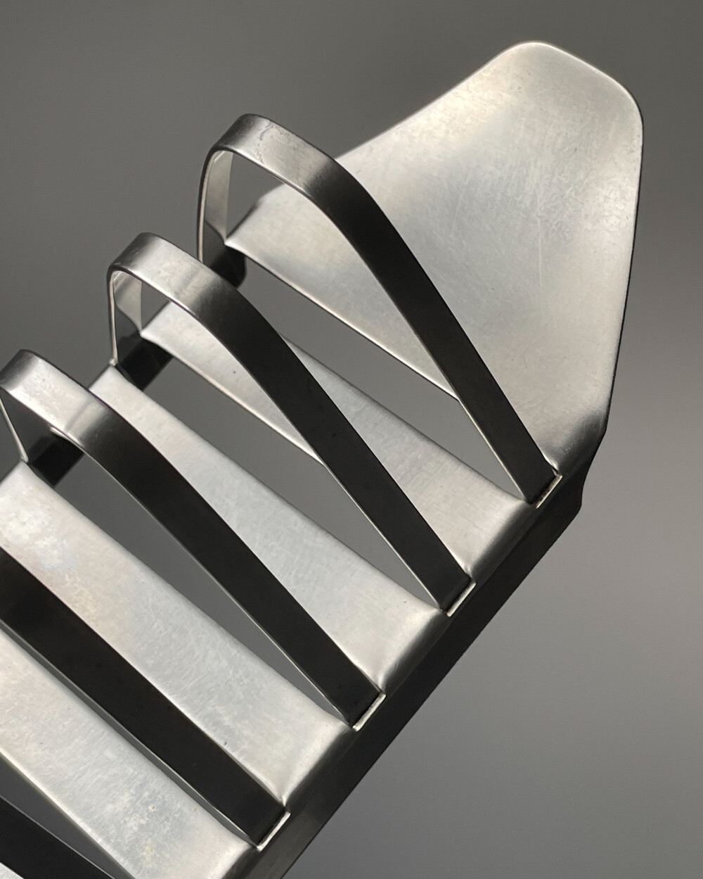 OLD HALL Campden Toast Rack by Robert Welch