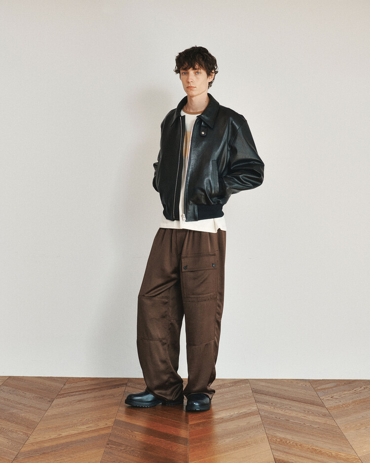BEN GOAT LEATHER SHORT BOMBER JACKET (BLACK)