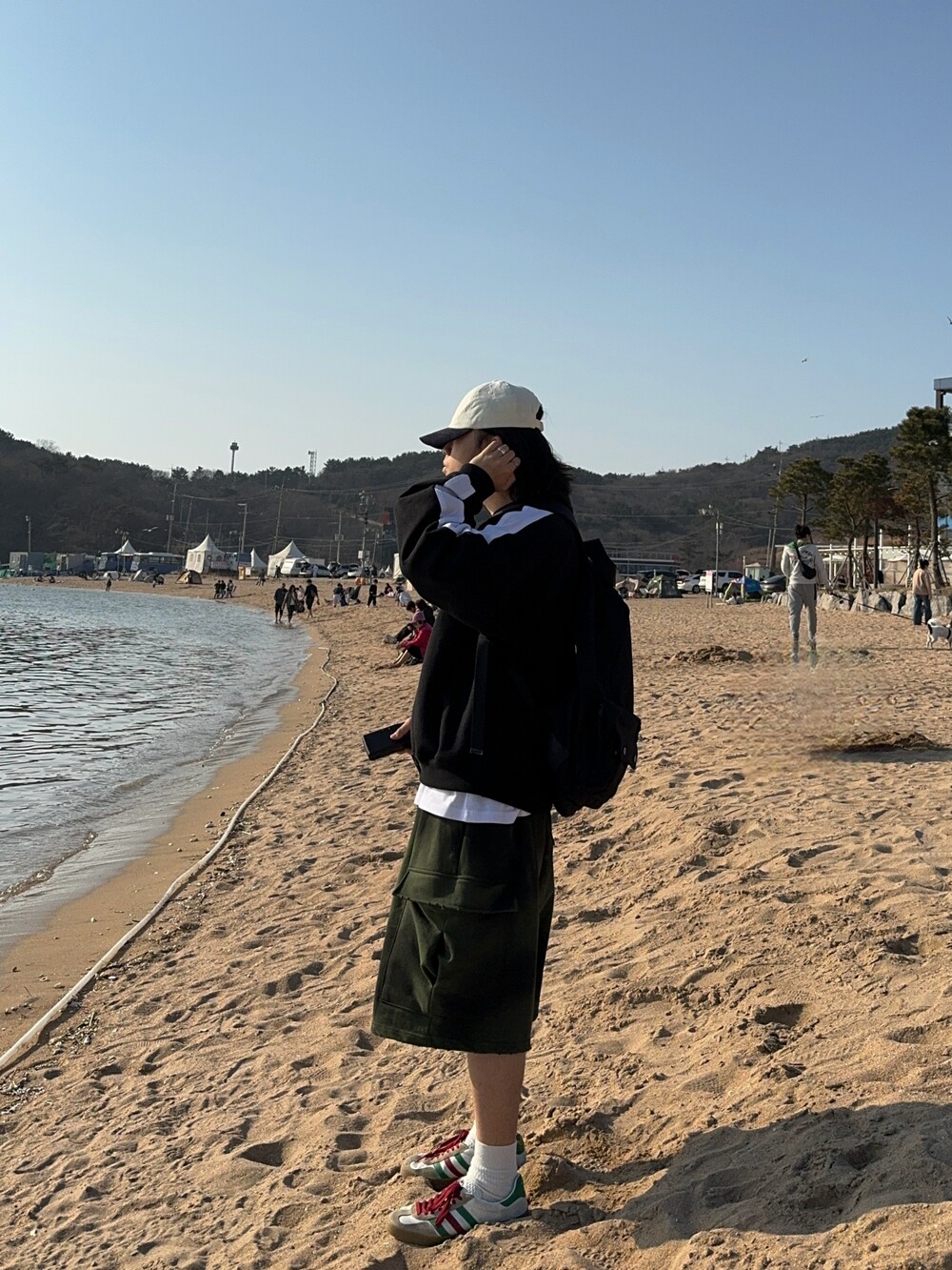 image_1711895575860_1000