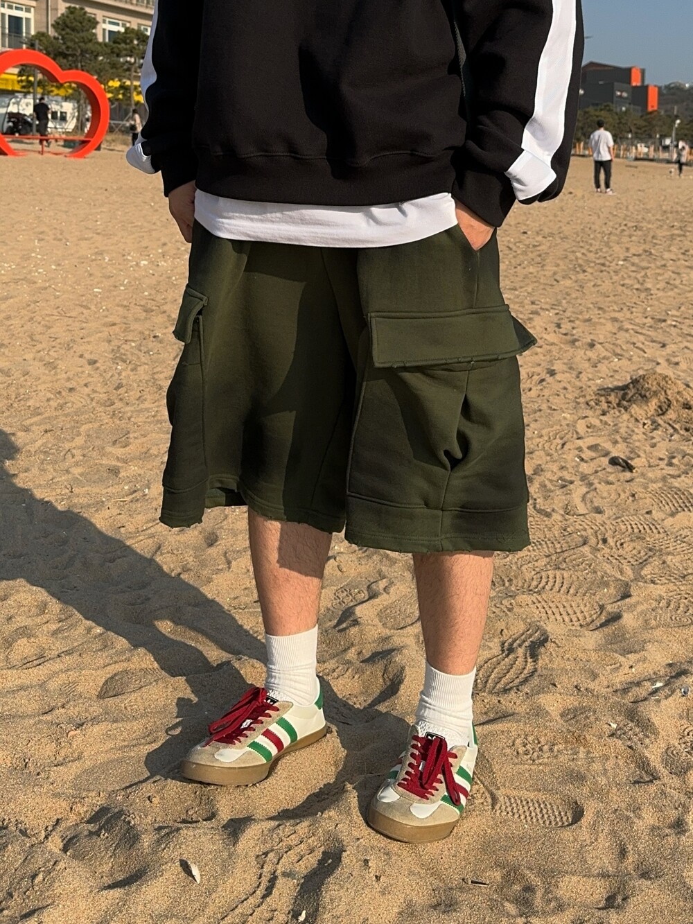 image_1711895578556_1000