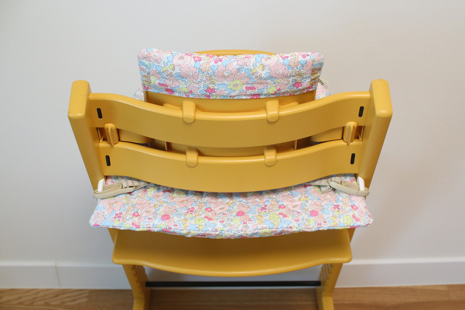 High Chair Cushion, Betsy Pink