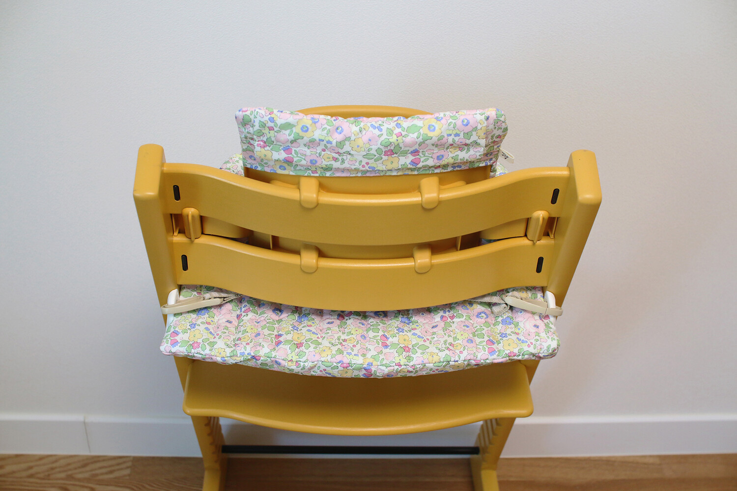 High Chair Cushion, Betsy Green
