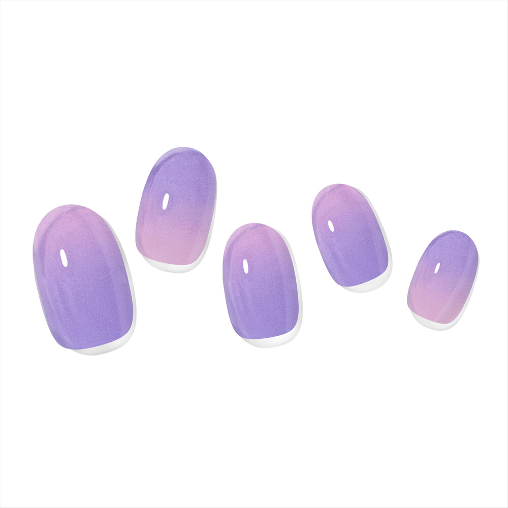 clear-violet-nails