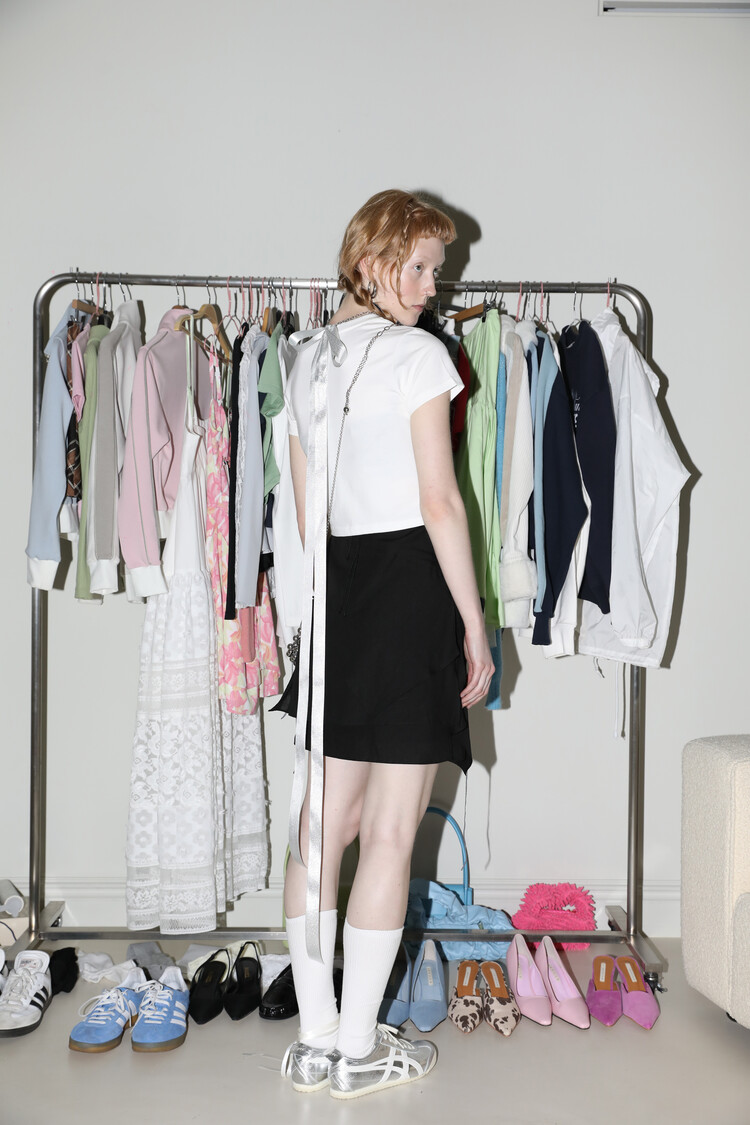DIMANCHE CAKE CROP T-SHIRT (WHITE)