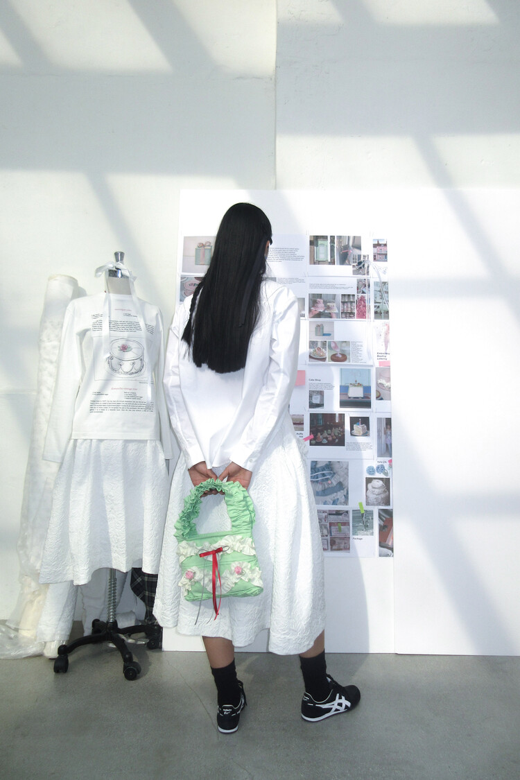 KENSINGTON CAKE BAG (MINT)