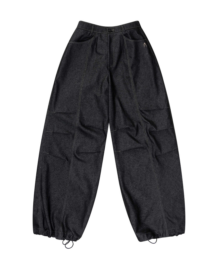 2.7 예약배송] Knee Pin-tuck Printed Denim Pants (Black)