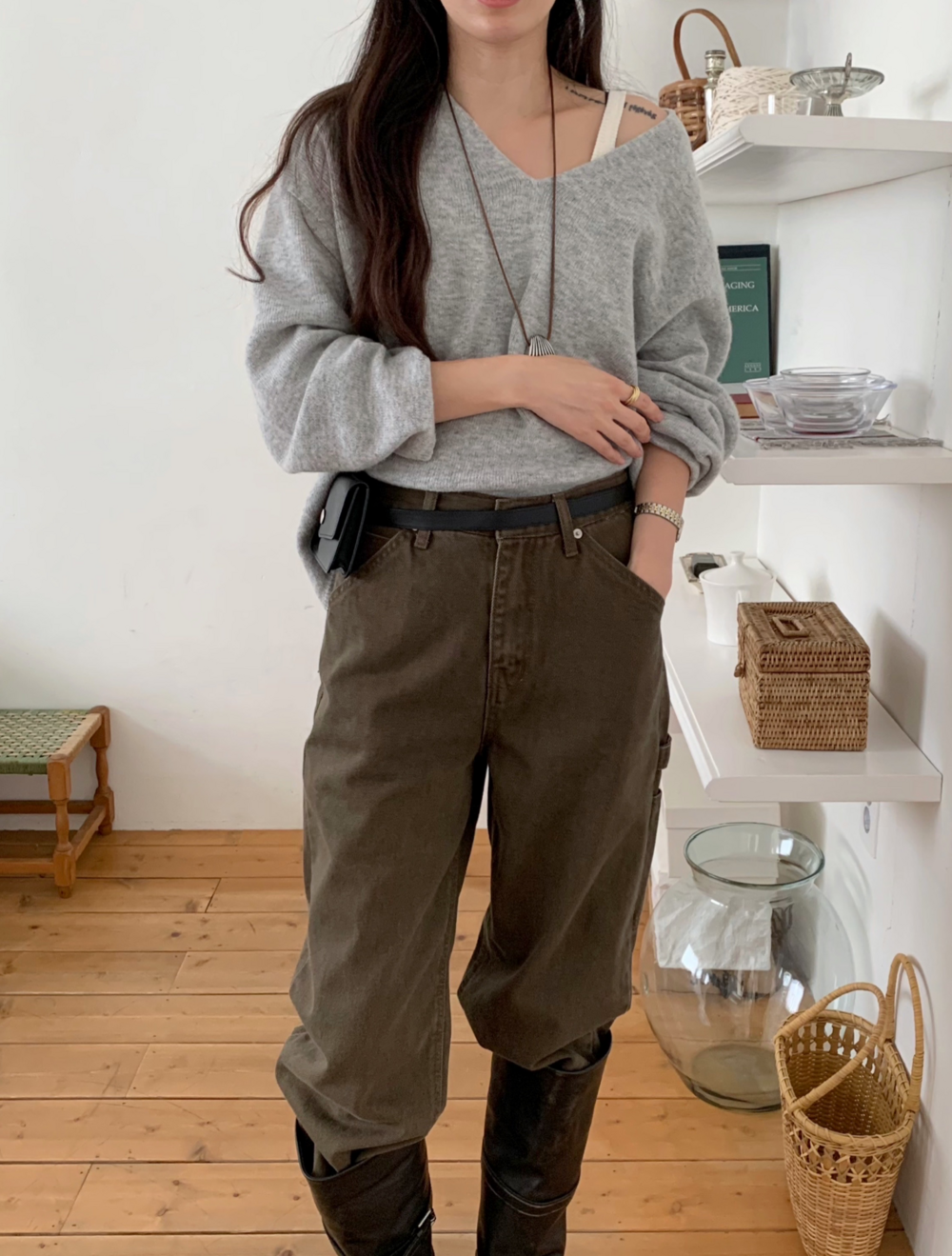V-neck hola string knit