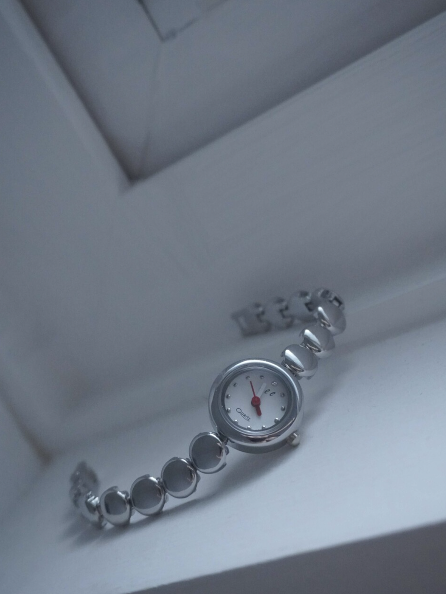 Dot watch