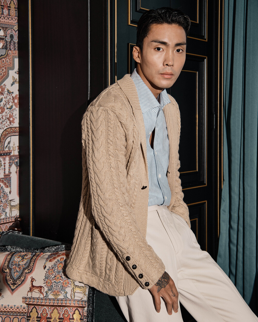 image_1694734889401_1000