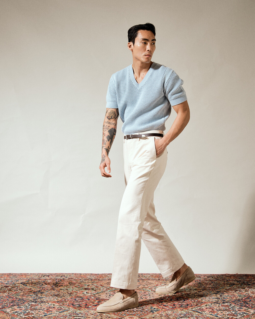 image_1712559695428_1000