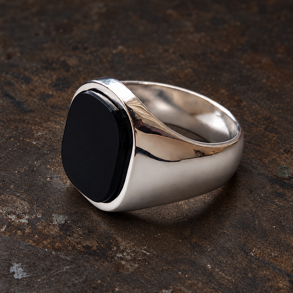 BLACK CONTOUR RING 측면