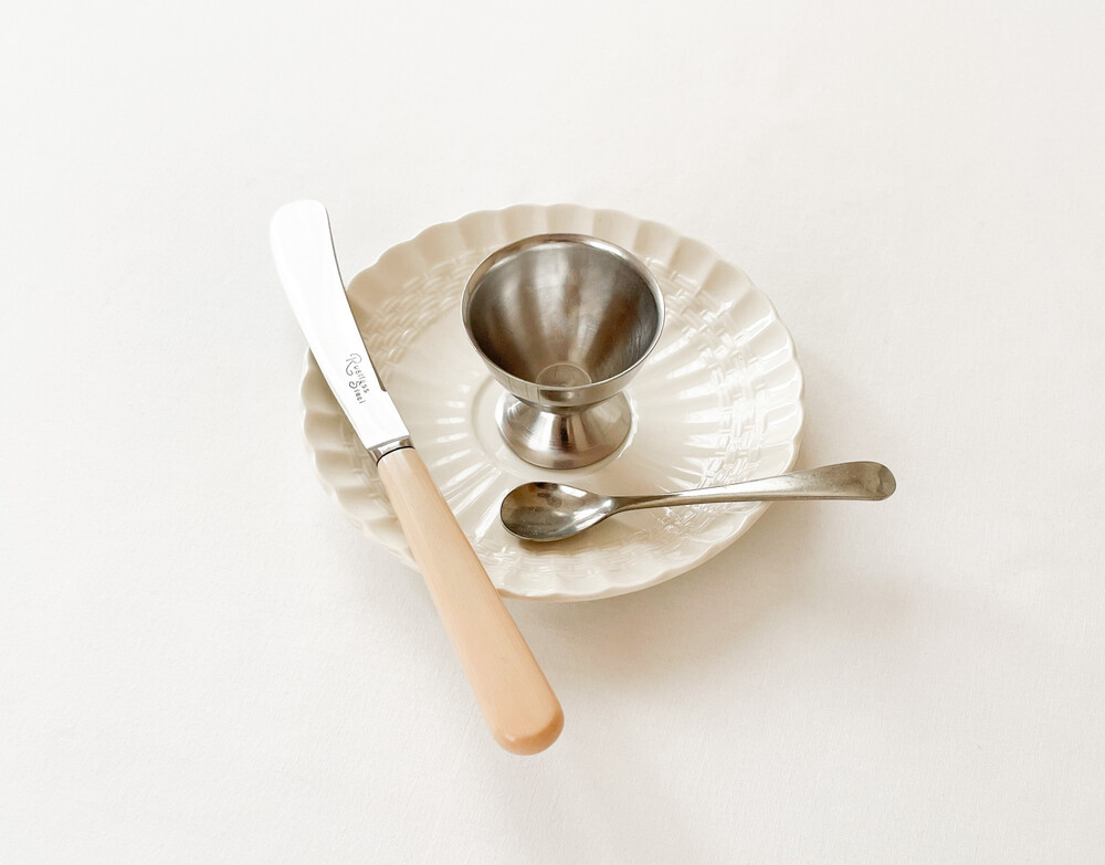 1920s creamy vanilla jam & butter knife