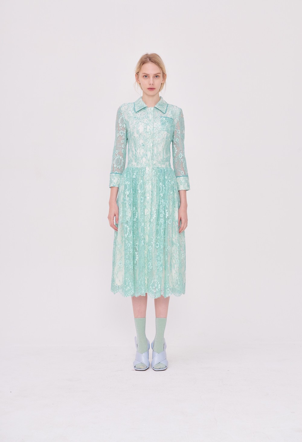 pipe lace suit design