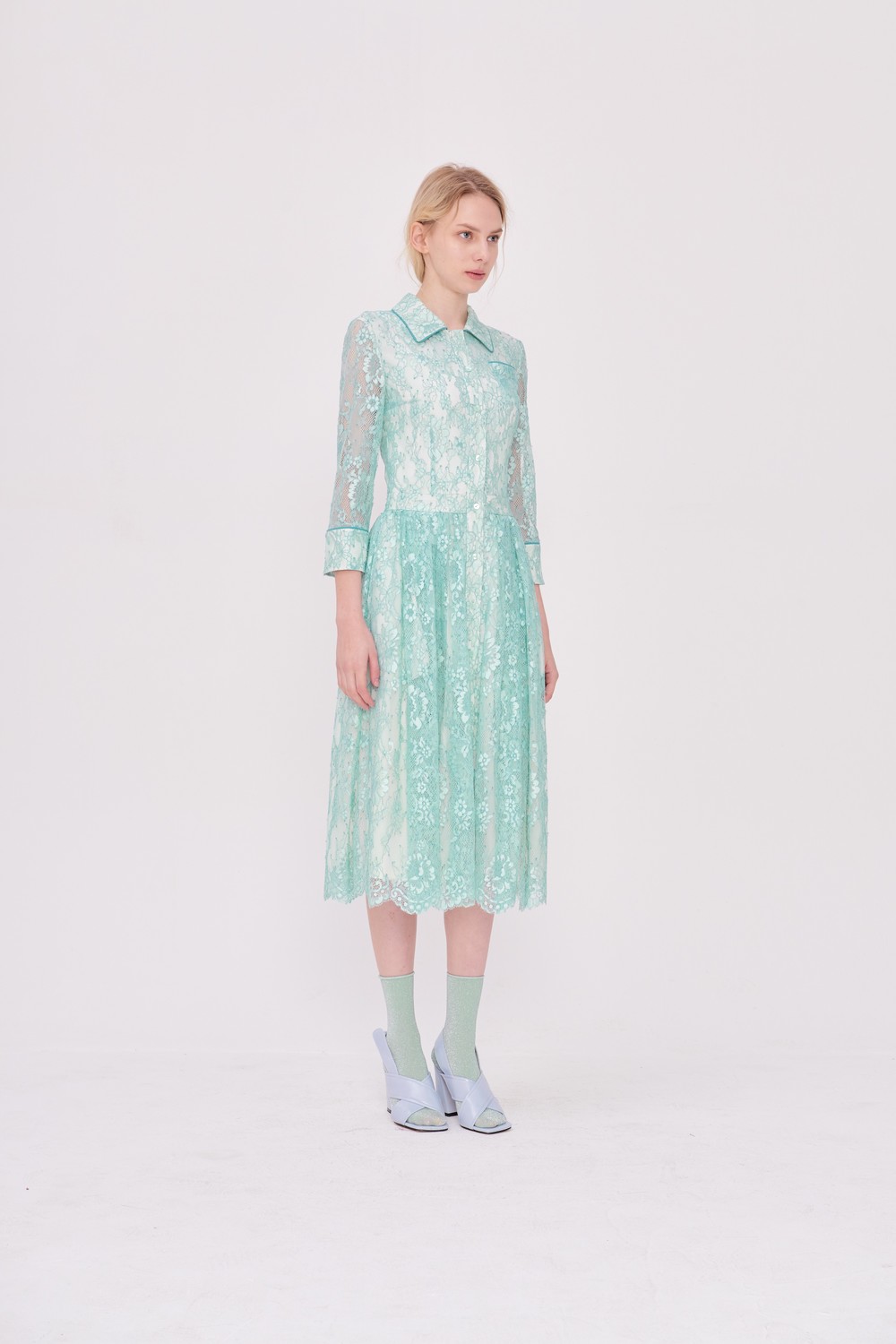 pipe lace suit design